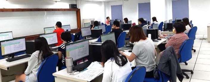 《圖說》電腦課程。〈勞保局提供〉